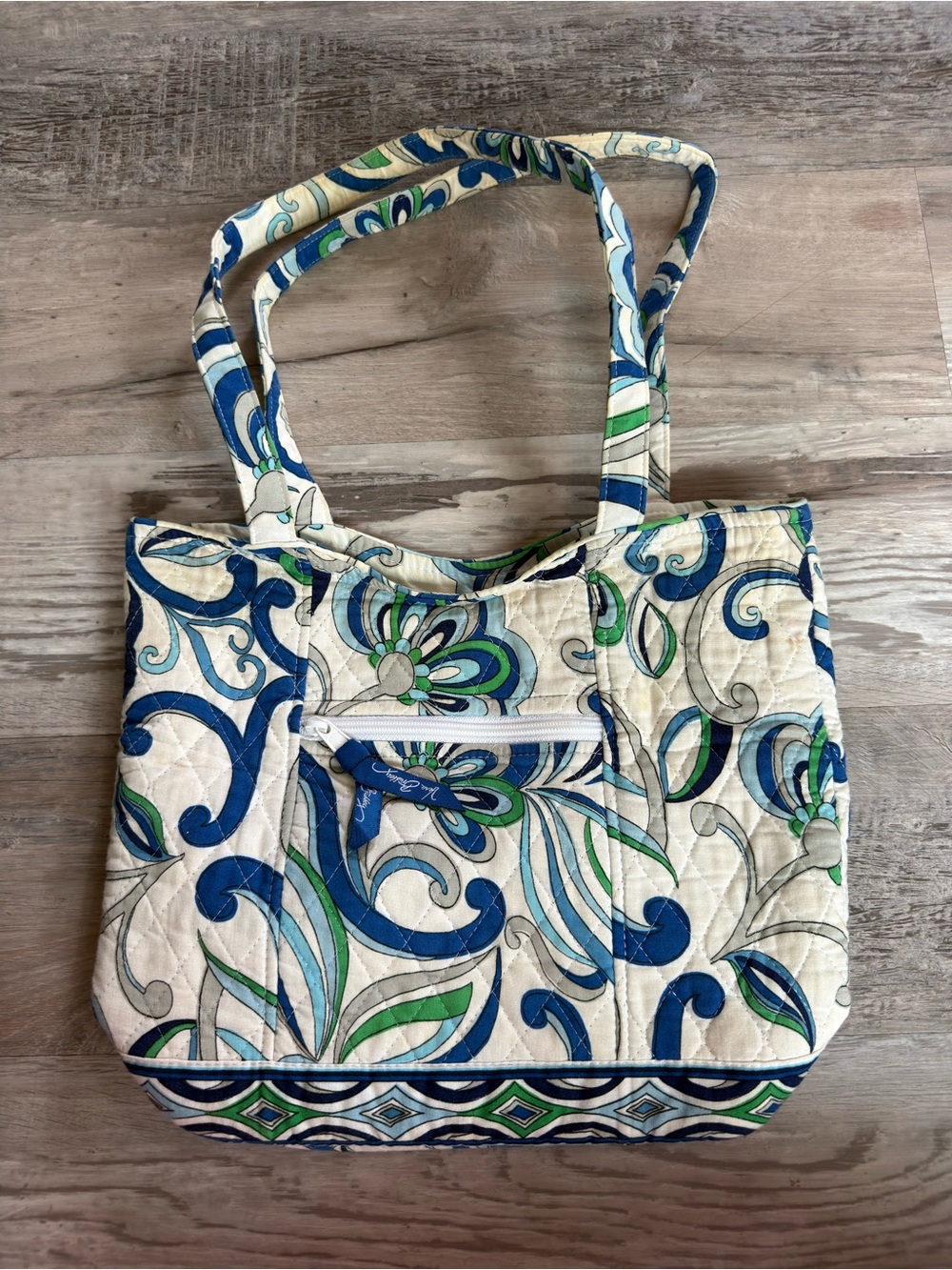 Vera Bradley Betsy Quilted Tote In Retired Color Mediterranean White